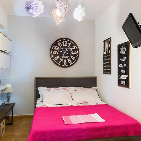 Zen Serenity Retreat With Great Outdoors, Pool & Parking * Aptera